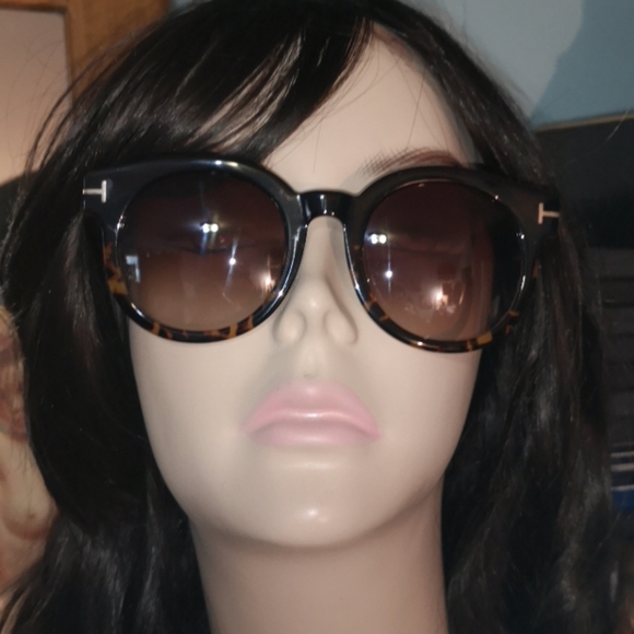 Tom Ford Accessories - Tom Ford Sunglasses REAL